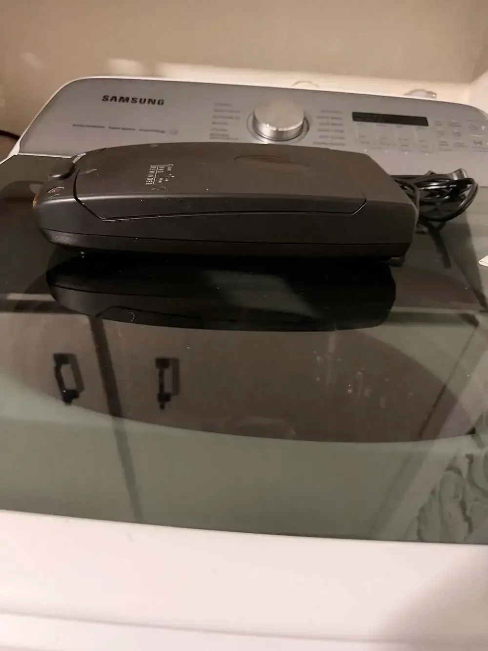 Kinyo 1-Way VHS Video Cassette Rewinder Model UV-428